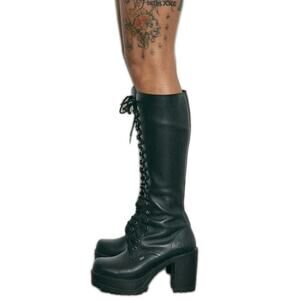 Australia ROC ~Woman Size 40~ Black Fleet Lace Up Boots NWOT.